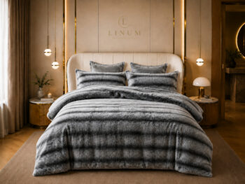 Lenjerie de pat Fluffy cu textura pufoasa - Gri, prezentare in ambient - LINUM